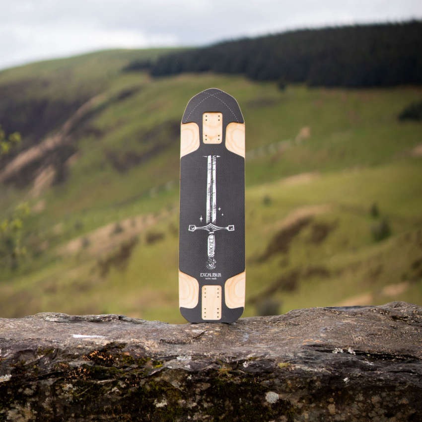 Excalibur - The DH Deck with camber
