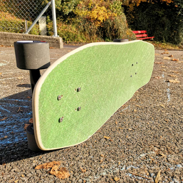 Invisible grip keeps pants and skin save