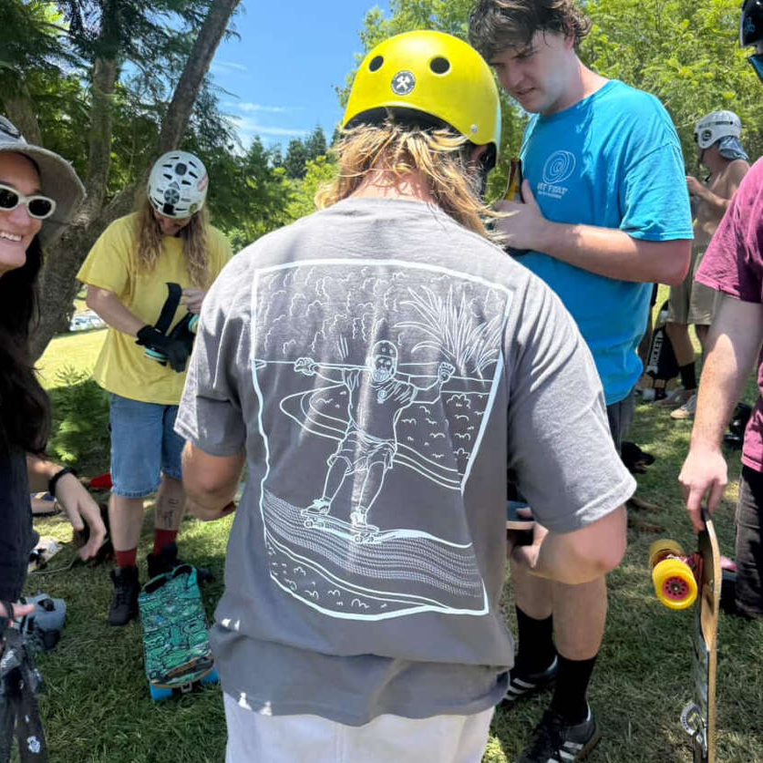 Match it with the Skate graphic T-Shirt
